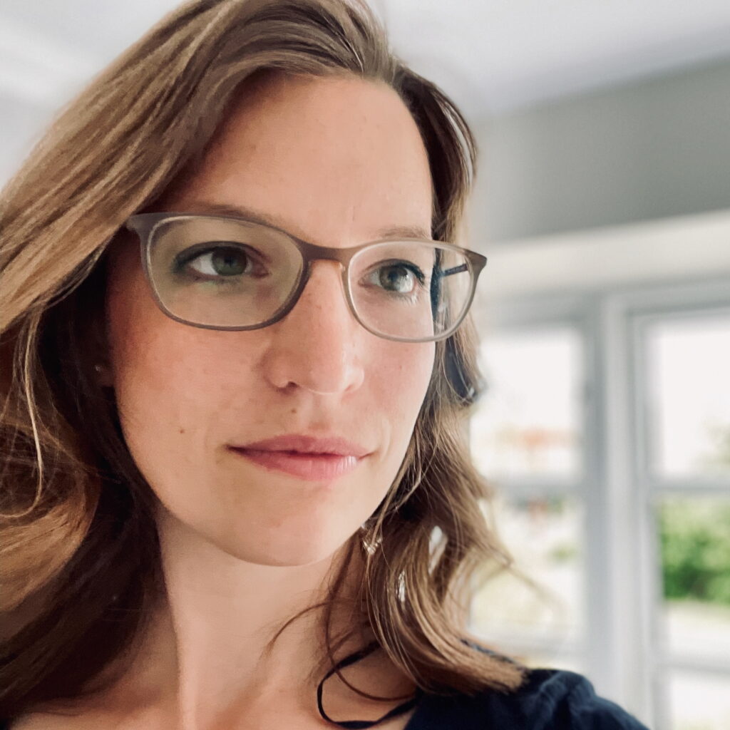 Bea Pimanow - über mich. Zertifizierte Ernährungs- und Gesundheitsberaterin, Darmgesundheitsberaterin, Vitalstoffberaterin